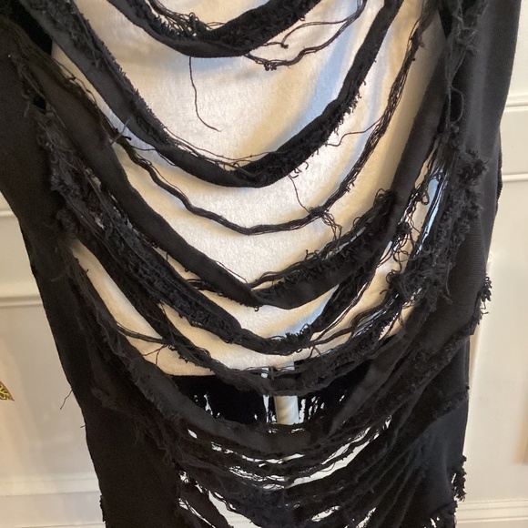 DENIM BLACK DISTRESSED SLEEVELESS JACKET (Size: 1X) - Picture 7 of 9